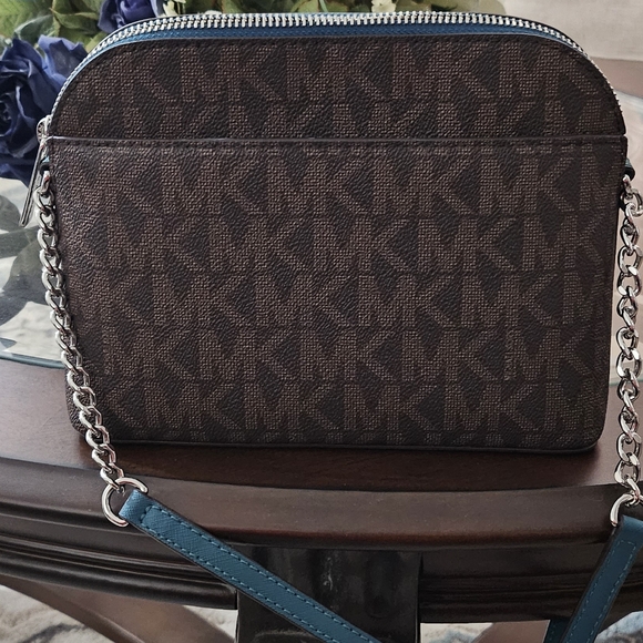 Michael Kors crossbody bag - Picture 2 of 5